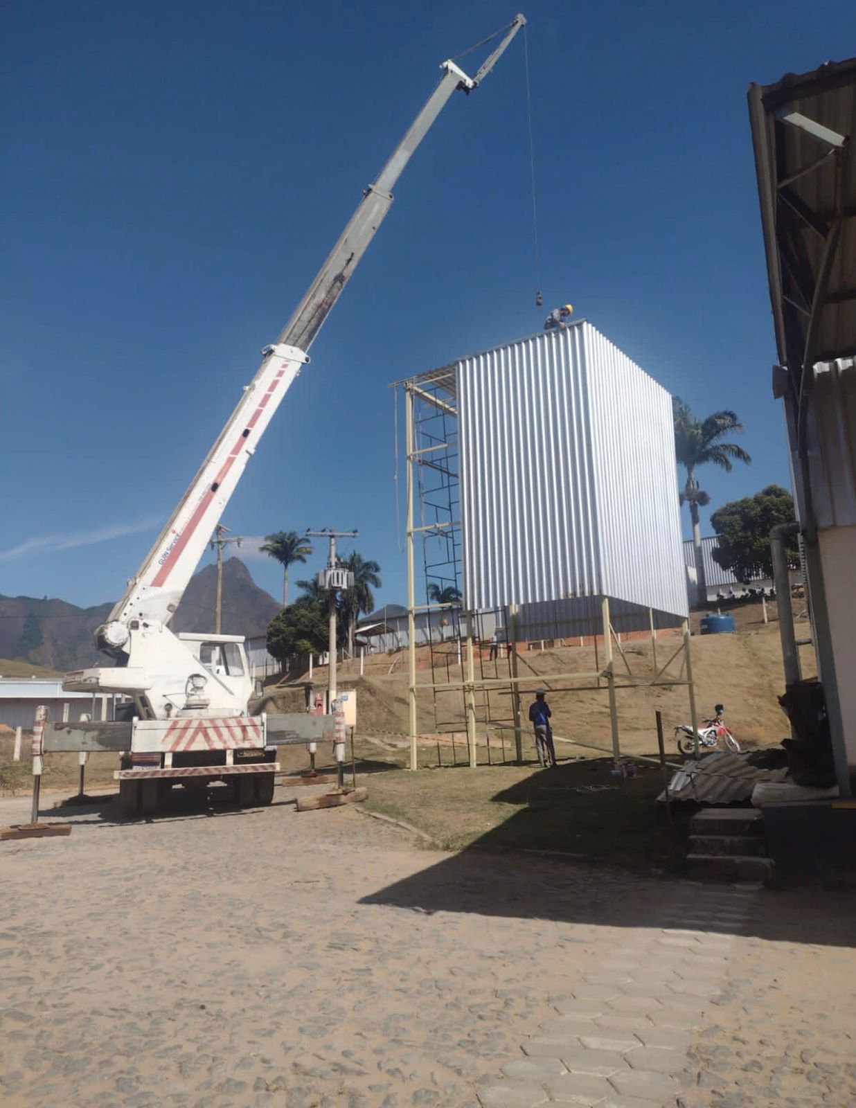 WhatsApp Image 2022-06-22 at 13.34.48.jpeg